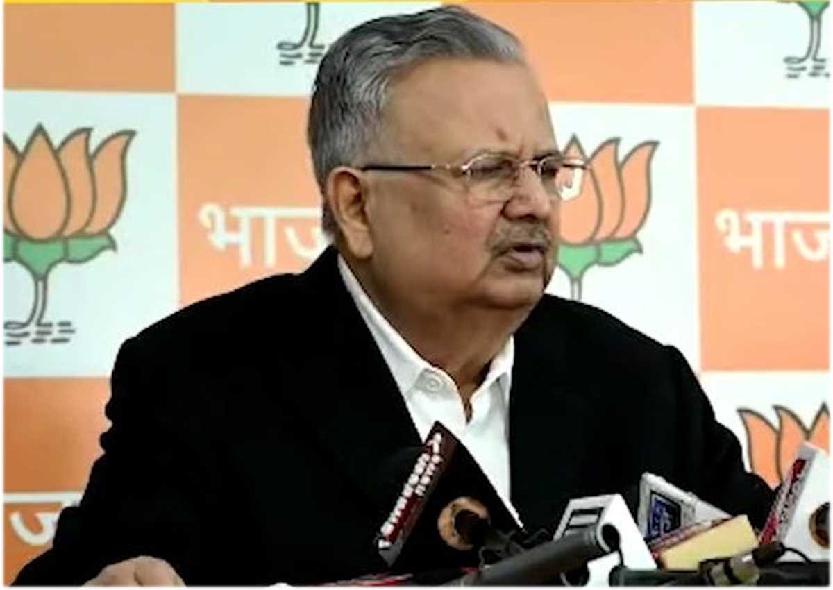 छत्तीसगढ़ सरकार के 4 साल गौरव नहीं गर्त का विषय : रमन सिंह छत्तीसगढ़ सरकार के 4 साल गौरव नहीं गर्त का विषय : रमन सिंह